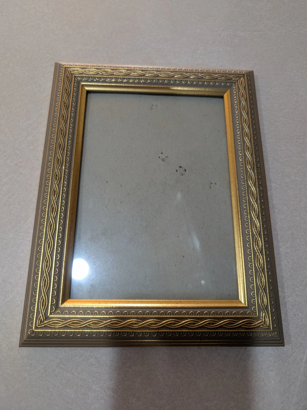 Vintage Style Gold Photo Frame 5x7 Elegant Braided Border Traditional